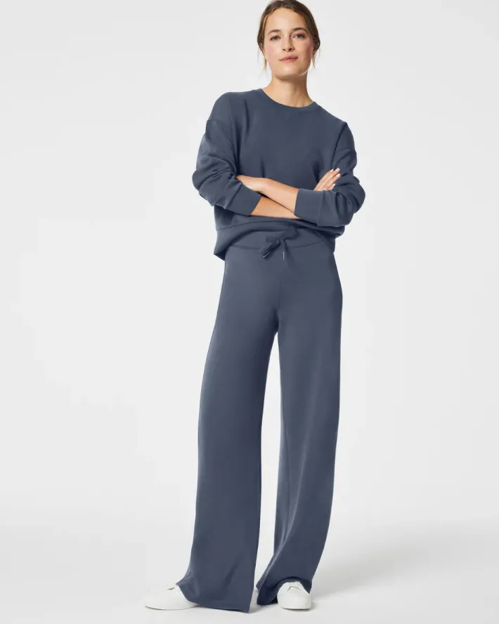 AirEssentials Wide Leg Pant In Dark Storm