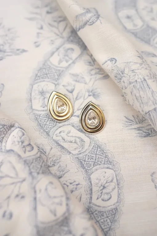Golden Raindrop Stud Earrings In Gold