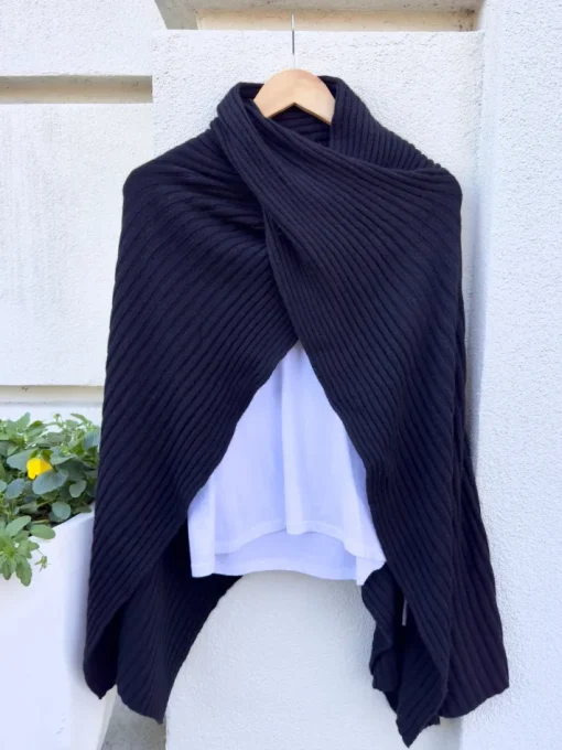 Hybrid Ribbed Cape In Ebony