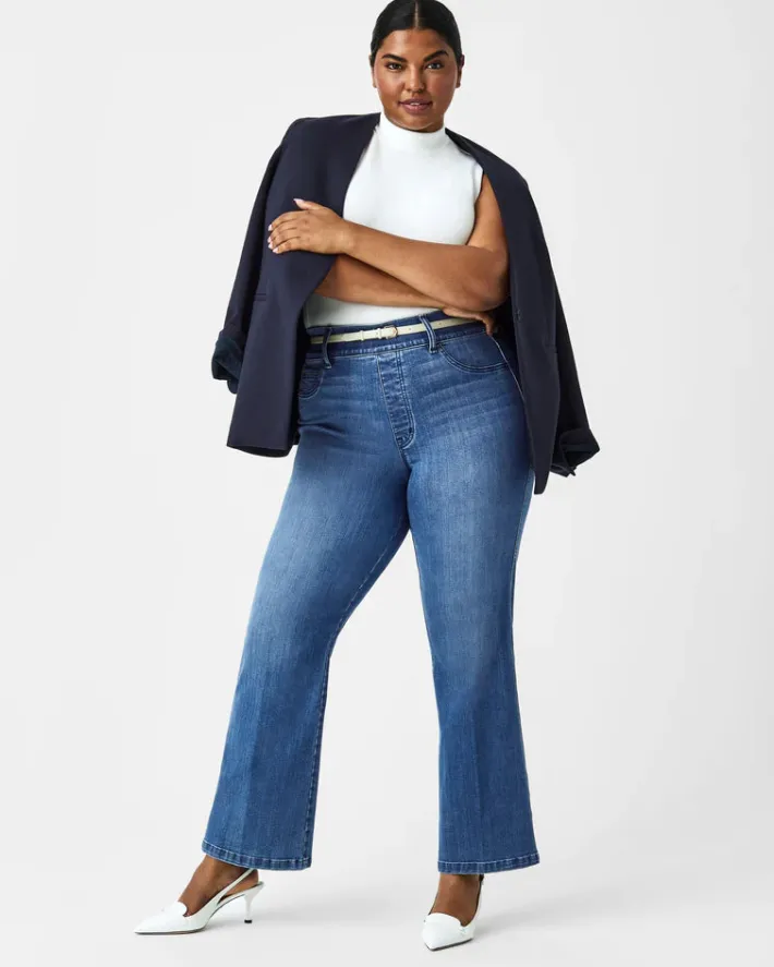 Kick Flare Jean In Vintage Indigo