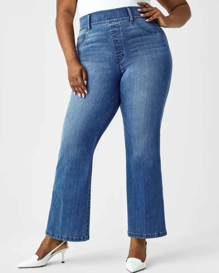 Kick Flare Jean In Vintage Indigo