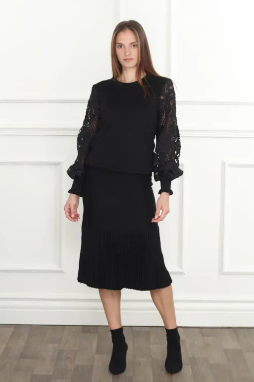 Lace Balloon Sleeves Sweater In Black