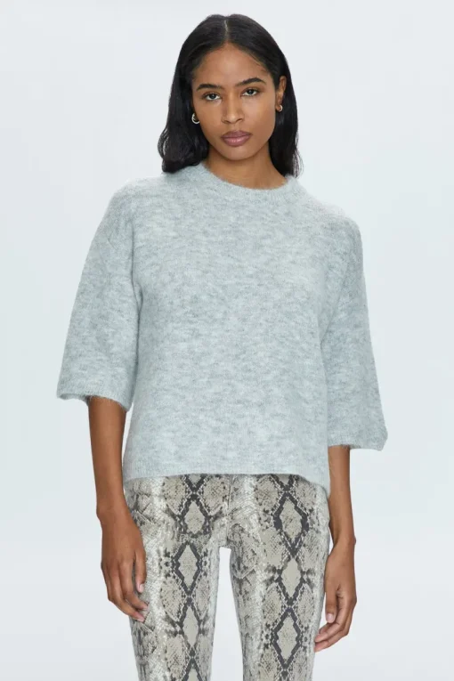 Micah Sweater Tee In Soft Grey