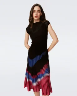 Rick Dress In Floating Block