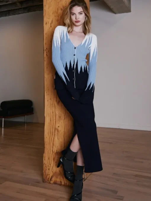 Solid Pencil Skirt In Black