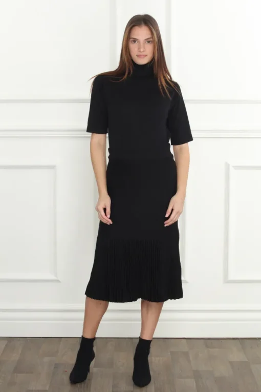 Turtleneck Elbow Sleeve Sweater In Black