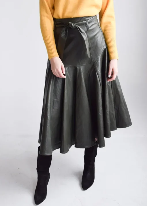 Vegan Leather Prairie Midi Skirt In Olive