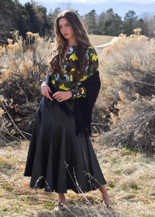 Vegan Leather Prairie Midi Skirt In Olive