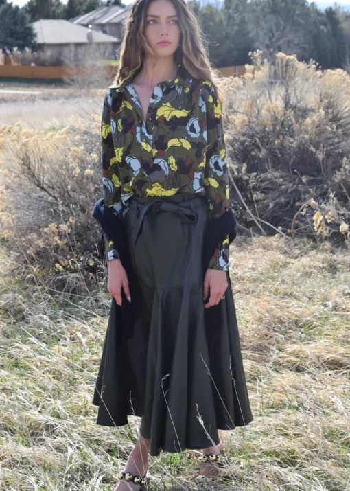 Vegan Leather Prairie Midi Skirt In Olive